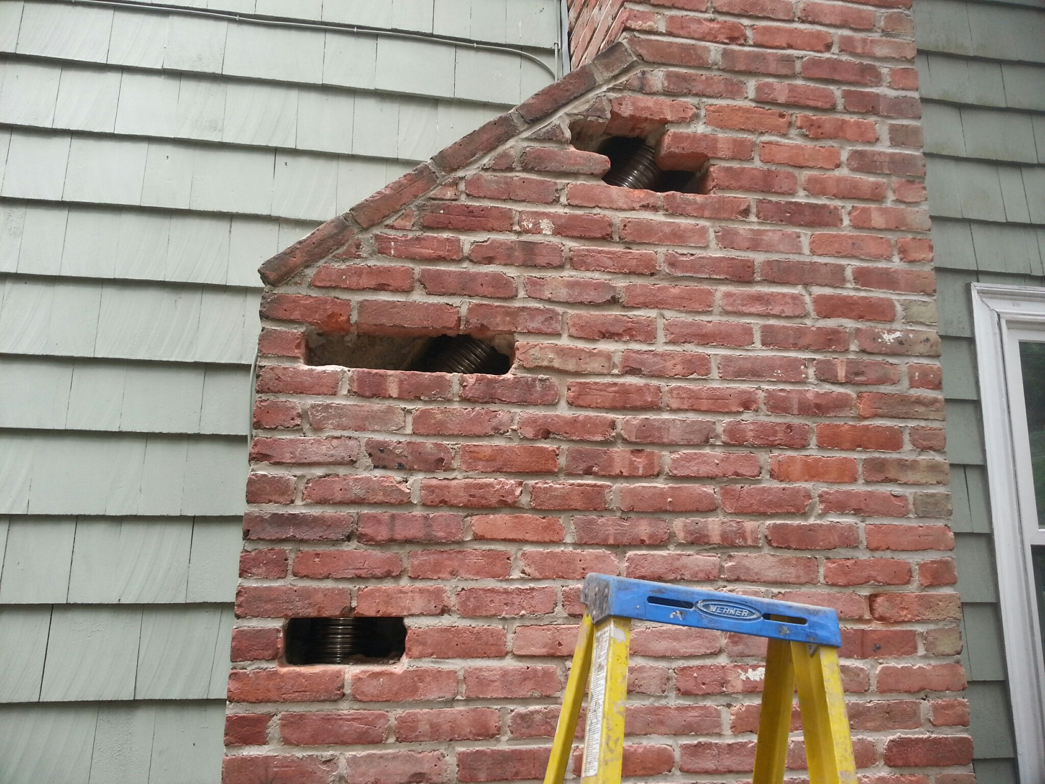 Expert chimney brick and masonry repair in Bridgehampton, New York